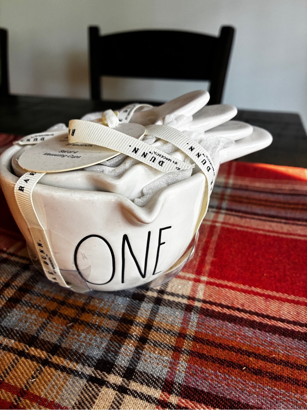 Rae Dunn 'ONE' White Ceramic Measuring Cup Set